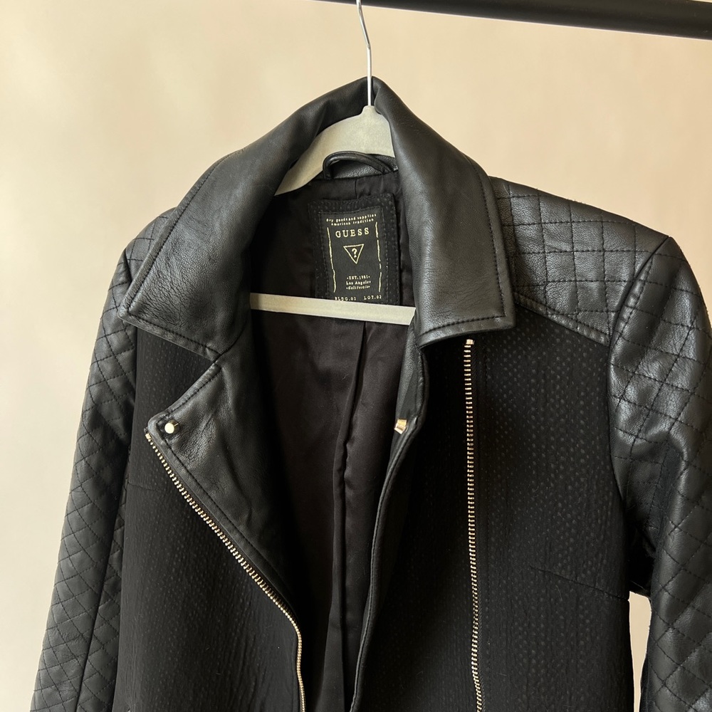 Guess jacket - Picture 2 of 3